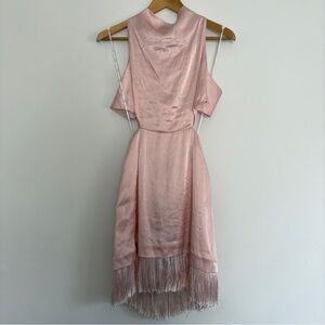 Elliatt Rare Leoni dress in shellpink new with tags size: small